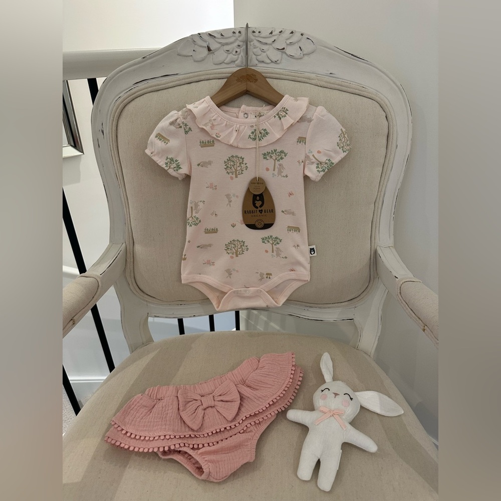 3~6 Mth Organic Pink Cotton Onesie and Bloomers Set With Hair Bow NWT